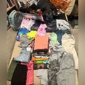 Boys and girls closet clean out!